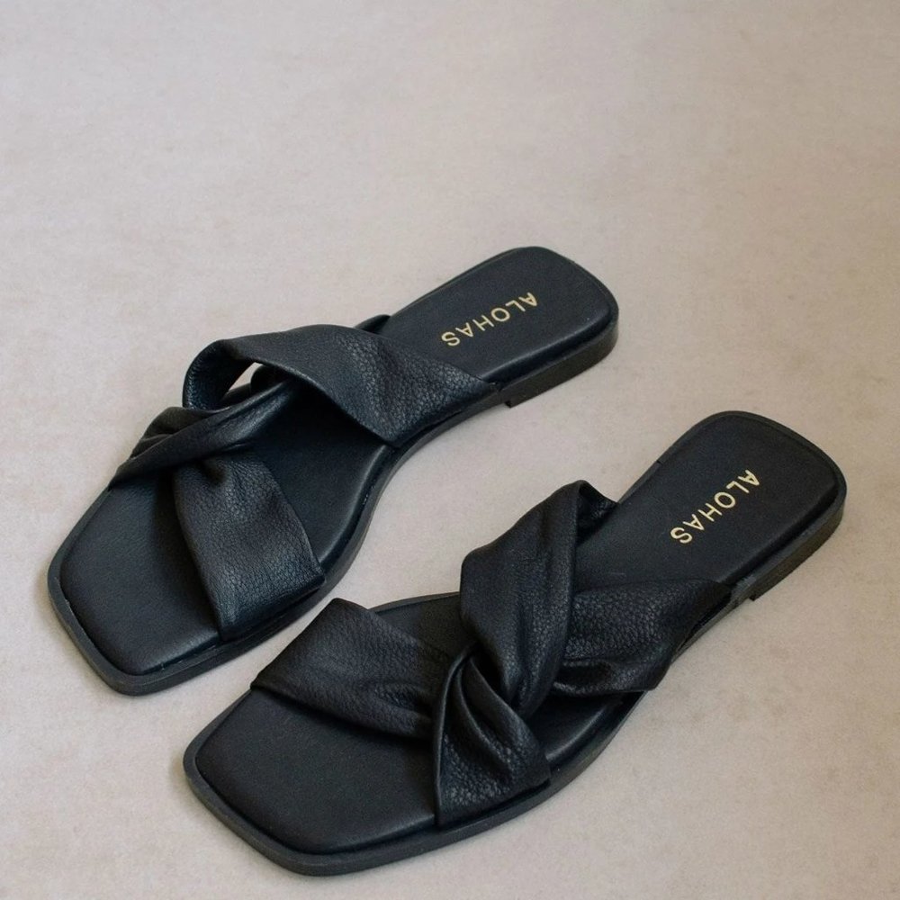 Alohas Nomad Black Slide Sandals Sz 8.5 EU 39